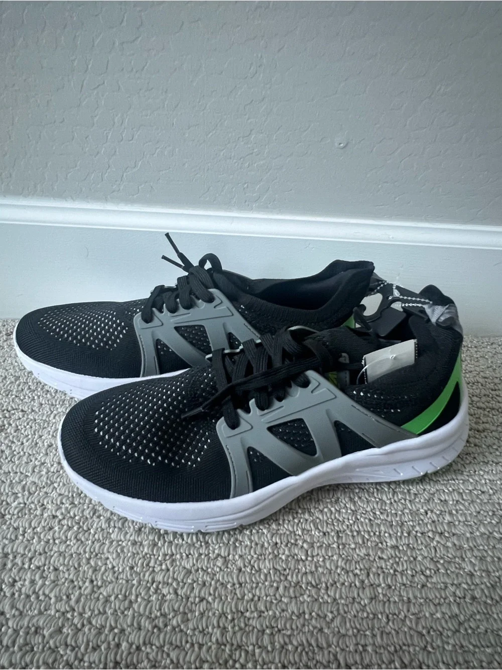 Avia Men's Quickflash Running Sneakers NEW size 9.5 ~$20